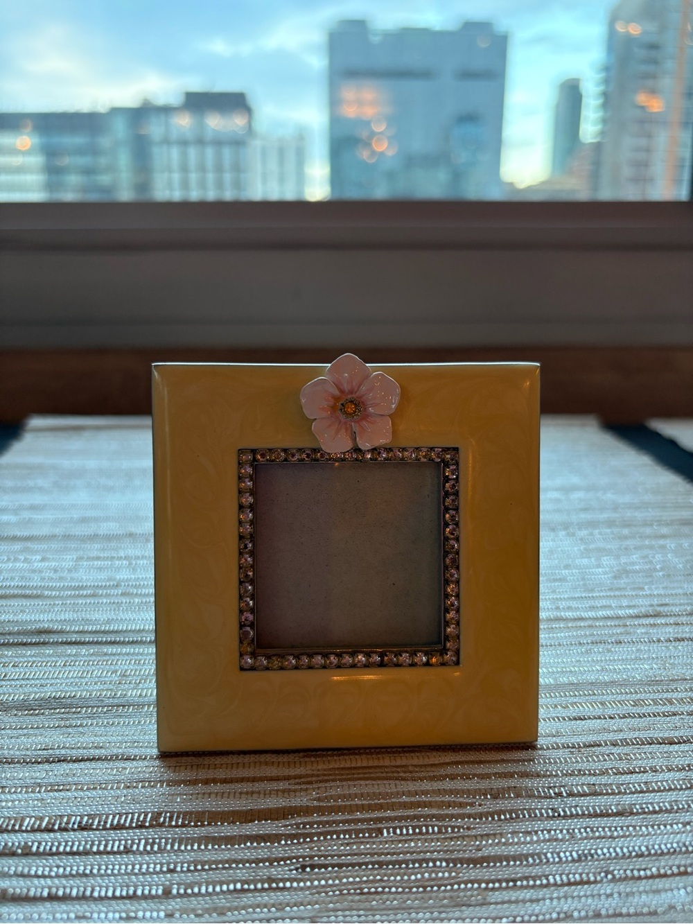 Mini Photo Frame Set - Picture 3 of 4